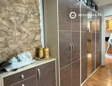 4-комнатная квартира, этаж 7 из 9, 77 м², миниатюра 5