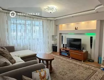 4-комнатная квартира, этаж 7 из 9, 77 м², миниатюра 2