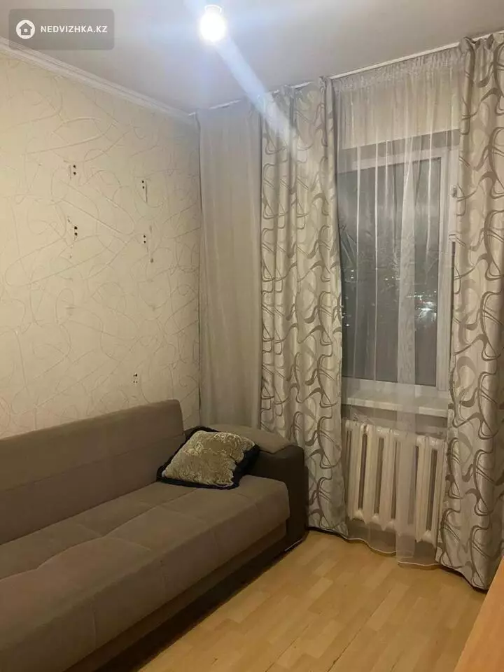 4-комнатная квартира, этаж 9 из 9, 77 м², фотография 4