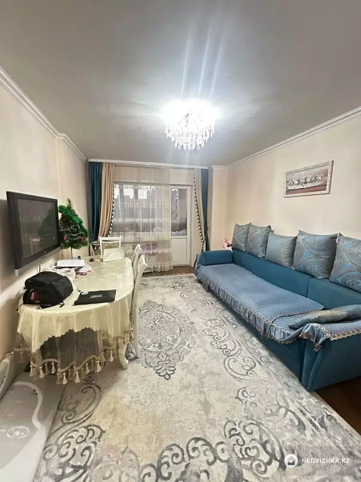 3-комнатная квартира, этаж 15 из 16, 90 м²