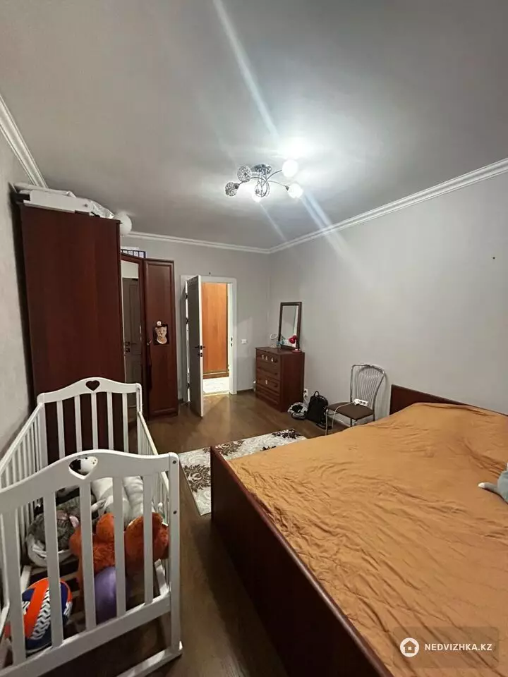 3-комнатная квартира, этаж 15 из 16, 90 м², фотография 4