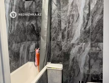 1-комнатная квартира, этаж 10 из 10, 40 м²