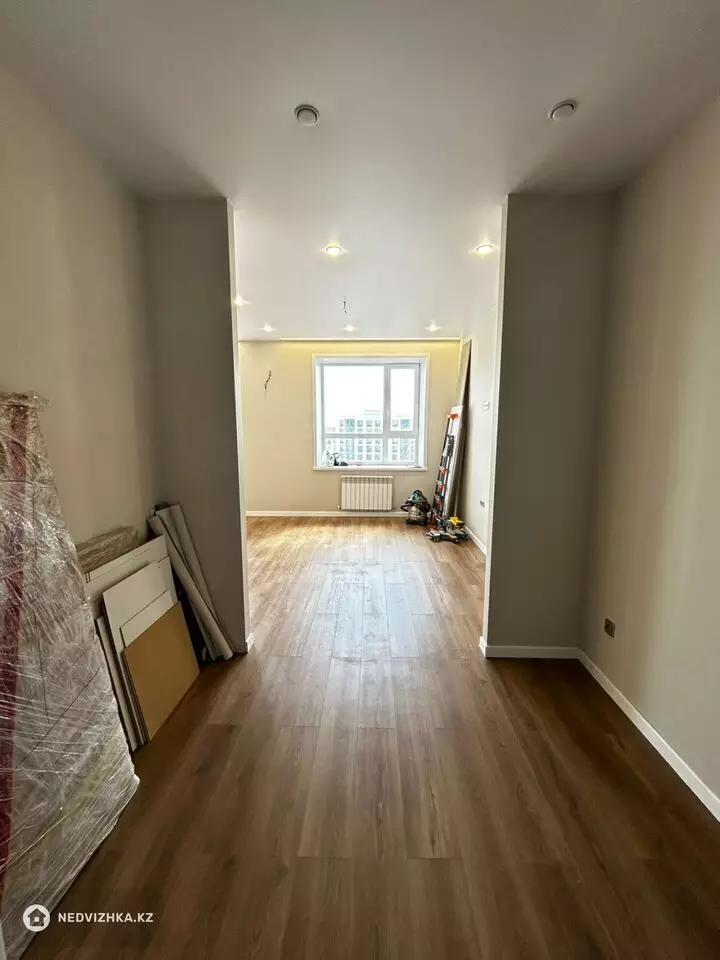 2-комнатная квартира, этаж 12 из 12, 42 м², фотография 5