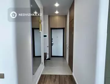 2-комнатная квартира, этаж 11 из 12, 41 м², миниатюра 9