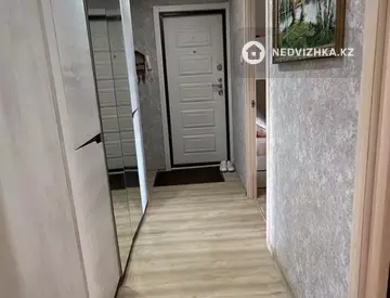 2-комнатная квартира, этаж 3 из 5, 56 м²