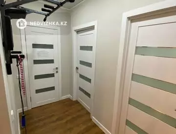3-комнатная квартира, этаж 3 из 5, 96 м², миниатюра 5