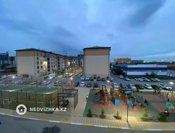 3-комнатная квартира, этаж 3 из 5, 96 м², миниатюра 9
