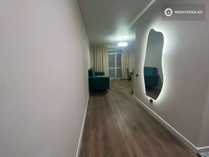 2-комнатная квартира, этаж 1 из 7, 43 м², фотография 3
