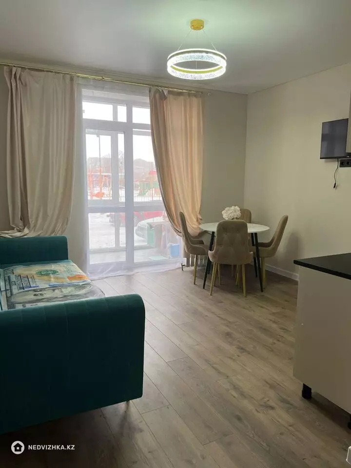2-комнатная квартира, этаж 1 из 7, 43 м², фотография 2