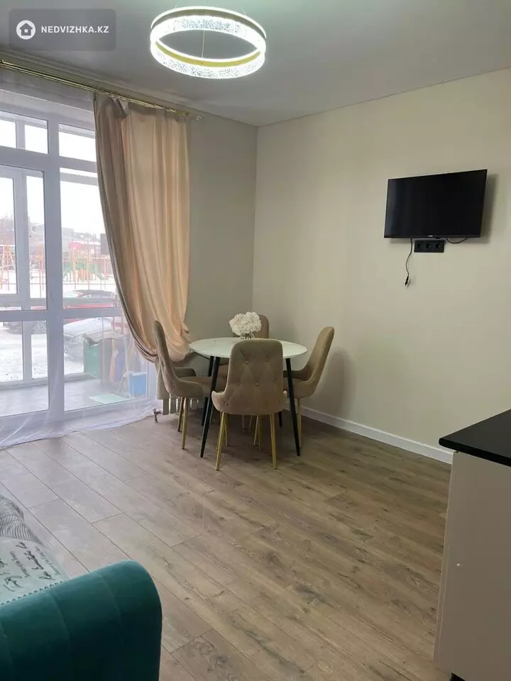 2-комнатная квартира, этаж 1 из 7, 43 м²