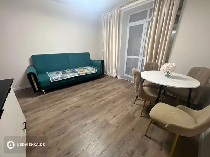 2-комнатная квартира, этаж 1 из 7, 43 м², фотография 5