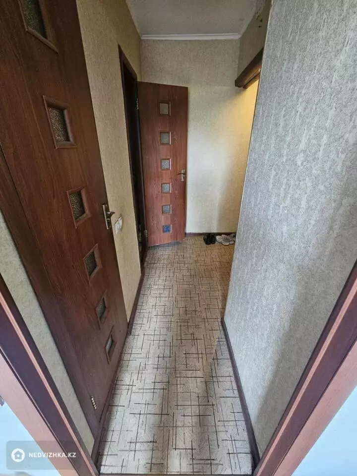 2-комнатная квартира, этаж 3 из 9, 54 м², фотография 5