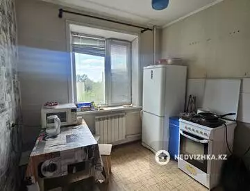 2-комнатная квартира, этаж 3 из 9, 54 м², миниатюра 6