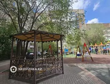 2-комнатная квартира, этаж 3 из 9, 54 м², миниатюра 10