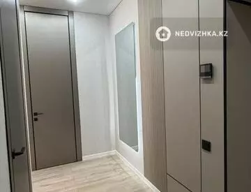 2-комнатная квартира, этаж 6 из 10, 43 м², миниатюра 5