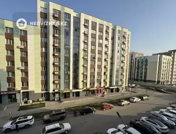 1-комнатная квартира, этаж 3 из 9, 44 м²