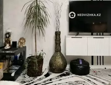 2-комнатная квартира, этаж 8 из 9, 50 м², миниатюра 9