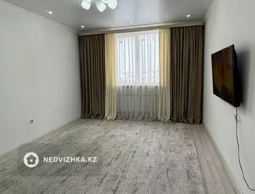 2-комнатная квартира, этаж 4 из 12, 58 м², На длительный срок, миниатюра 8
