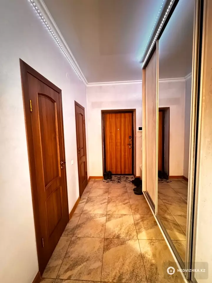 5-комнатный дом, 6 соток, 135 м²