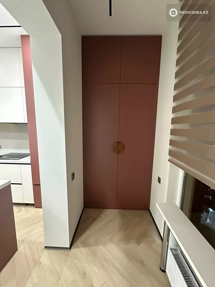 3-комнатная квартира, этаж 20 из 20, 83 м², На длительный срок, фотография 4