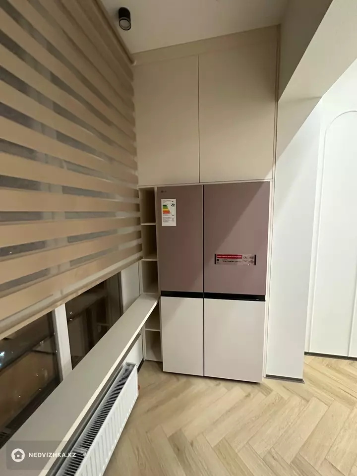 3-комнатная квартира, этаж 20 из 20, 83 м², На длительный срок, фотография 5
