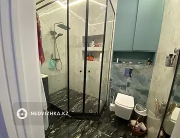 3-комнатная квартира, этаж 2 из 12, 113 м², миниатюра 1