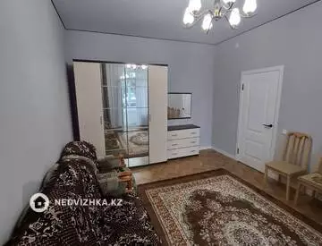 1-комнатная квартира, этаж 1 из 16, 50 м², На длительный срок