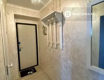 1-комнатная квартира, этаж 4 из 4, 30 м², По часам, миниатюра 6
