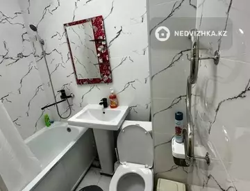 1-комнатная квартира, этаж 4 из 4, 30 м², По часам, миниатюра 5