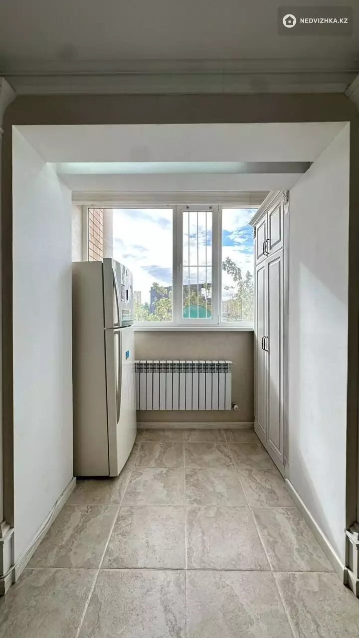 3-комнатная квартира, этаж 2 из 5, 131 м², 3-фотосурет
