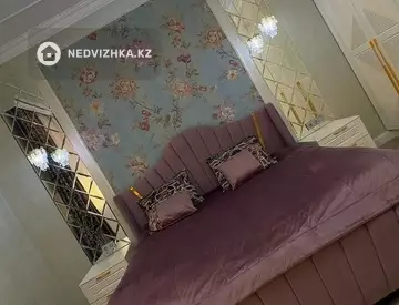 10-бөлмелі үй, 9 соттық, 520 м², На длительный срок, 10-нобай