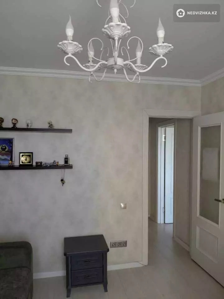 5-комнатная квартира, этаж 4 из 9, 131 м², фотография 4