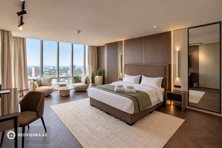 4-бөлмелі пәтер, қабат 19 барлық қабат саны 22, 169 м²