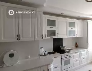 5-комнатная квартира, этаж 4 из 9, 131 м², миниатюра 6