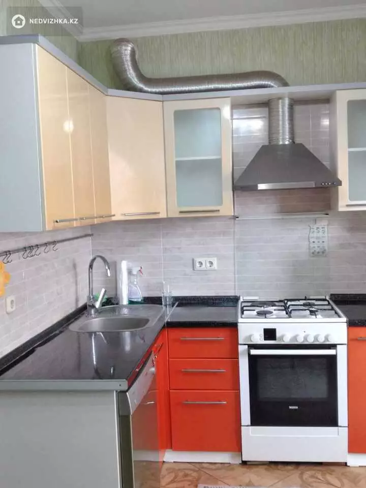 3-комнатная квартира, этаж 4 из 9, 124 м²