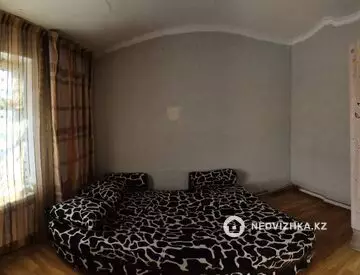 2-комнатная квартира, этаж 1 из 1, 50 м², На длительный срок