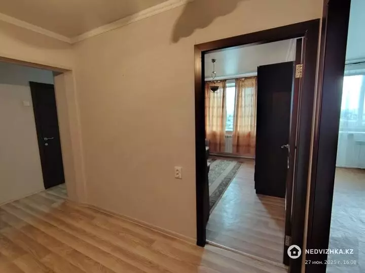 2-комнатная квартира, этаж 10 из 10, 50 м², На длительный срок