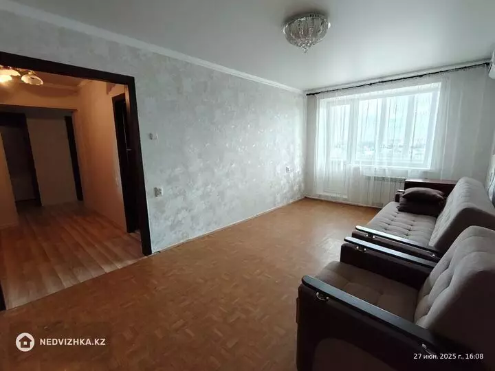 2-комнатная квартира, этаж 10 из 10, 50 м², На длительный срок, фотография 4