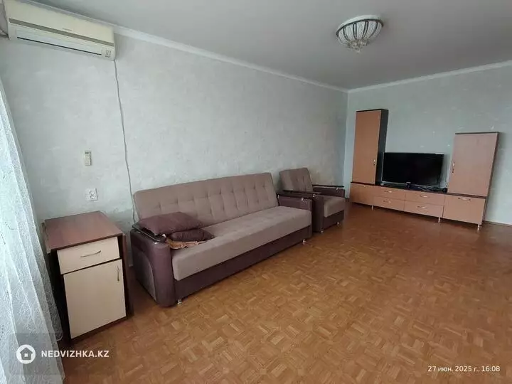 2-комнатная квартира, этаж 10 из 10, 50 м², На длительный срок, фотография 5