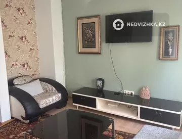 3-комнатная квартира, этаж 4 из 5, 68 м², На длительный срок, миниатюра 7