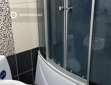 2-комнатная квартира, этаж 5 из 5, 47 м², На длительный срок, миниатюра 6