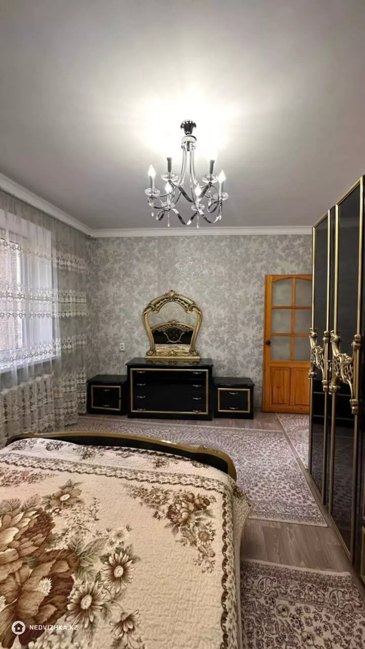 3-комнатная квартира, этаж 2 из 10, 64 м², фотография 4