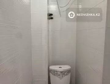 3-комнатная квартира, этаж 2 из 10, 64 м², миниатюра 10