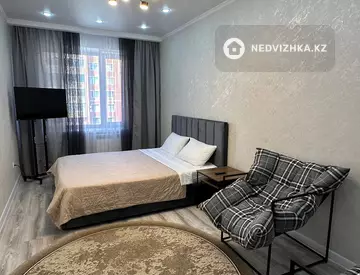 1-комнатная квартира, этаж 5 из 6, 44 м², Посуточно