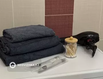 1-бөлмелі пәтер, қабат 5 барлық қабат саны 6, 44 м², Посуточно, 7-нобай