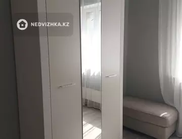 2-комнатная квартира, этаж 3 из 5, 54 м², На длительный срок