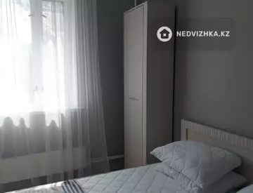 2-комнатная квартира, этаж 3 из 5, 54 м², На длительный срок