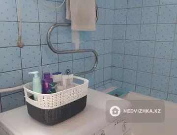 2-комнатная квартира, этаж 3 из 5, 54 м², На длительный срок, миниатюра 11
