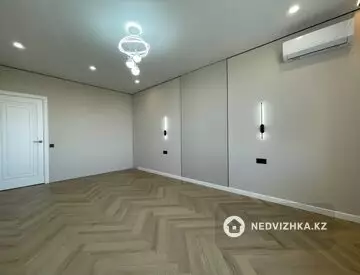 3-комнатная квартира, этаж 8 из 16, 80 м², миниатюра 8