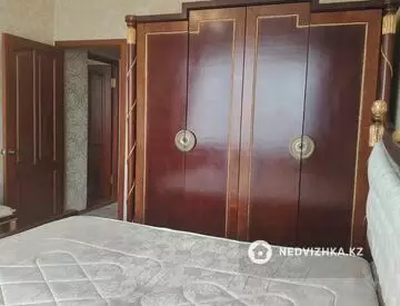 4-бөлмелі пәтер, қабат 8 барлық қабат саны 9, 96 м², На длительный срок, 7-нобай